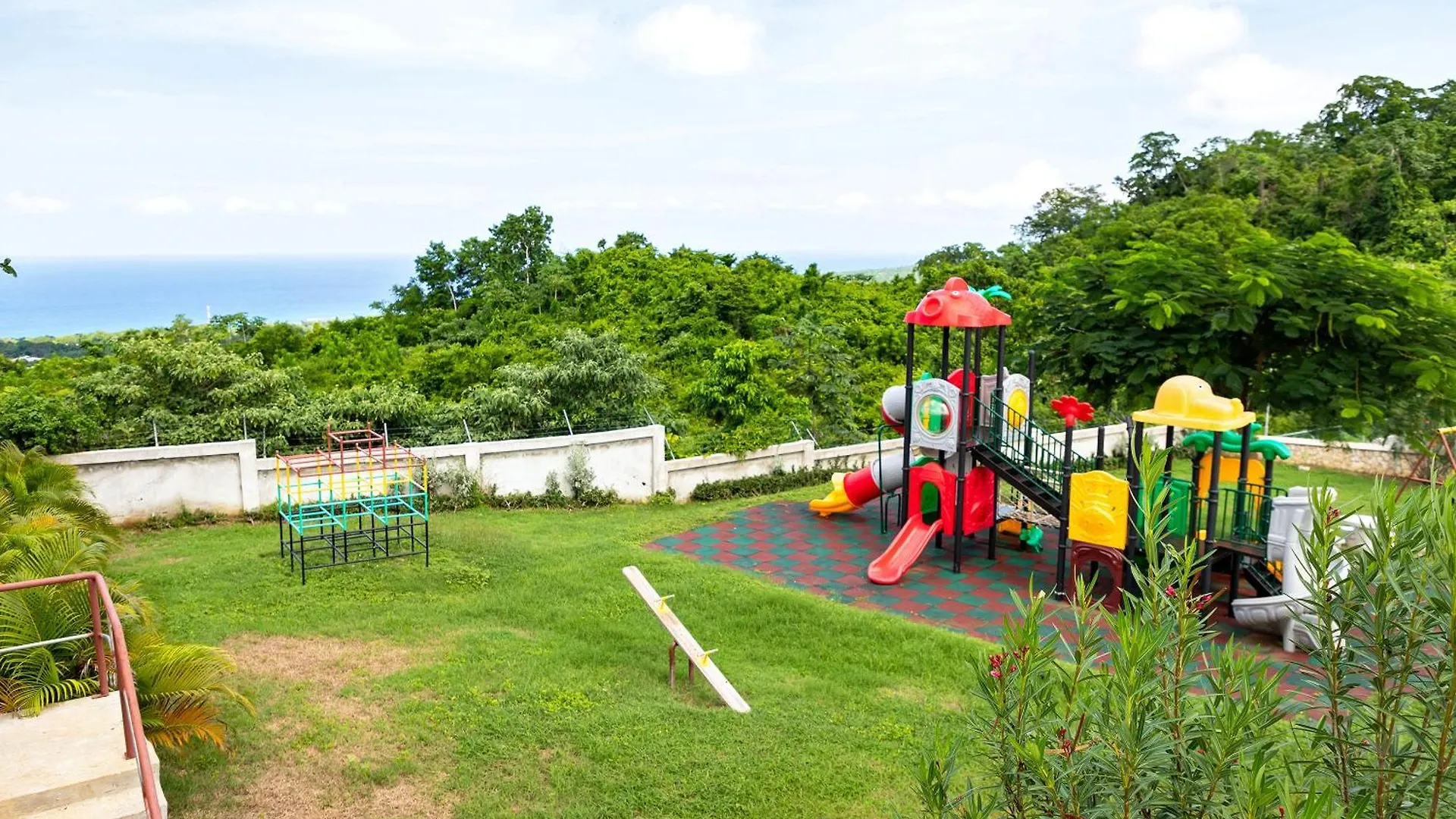 Holiday home Ms. T'S Paradise @ Pyramid Point Ocho Rios Jamaica
